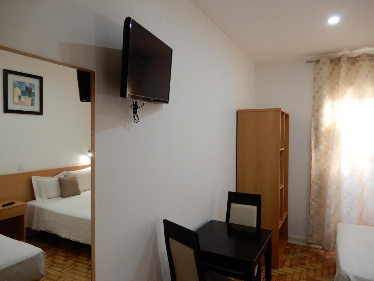 Guesthouse Coimbra City Екстер'єр фото